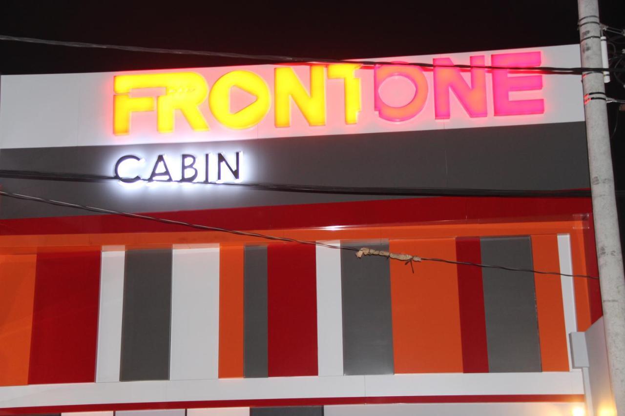 Front One Cabin Malioboro Jogja Yogyakarta Extérieur photo