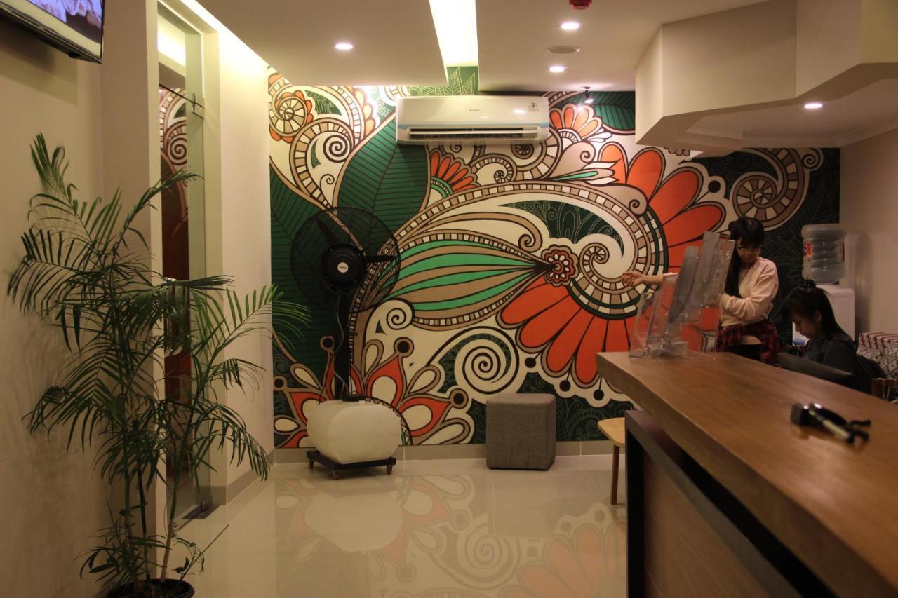 Front One Cabin Malioboro Jogja Yogyakarta Extérieur photo